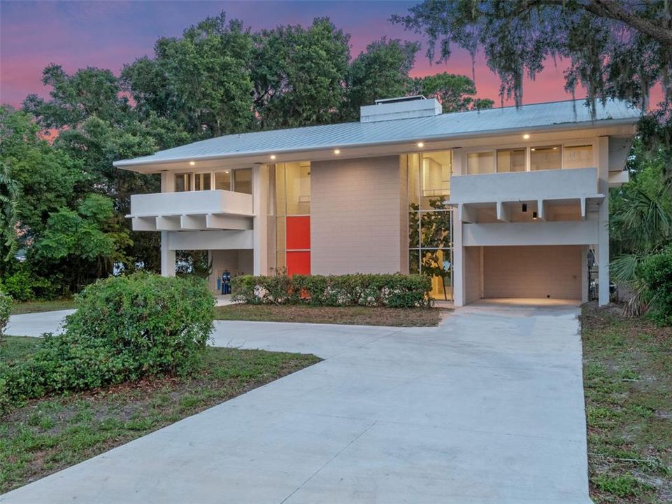 На продажу: $950,000 (3 спален, 3 ванн, 3885 Квадратных фут)