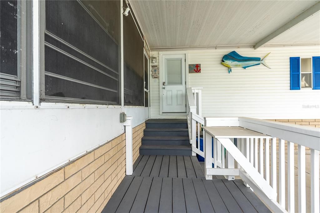 Под контрактом: $400,000 (2 спален, 2 ванн, 1850 Квадратных фут)