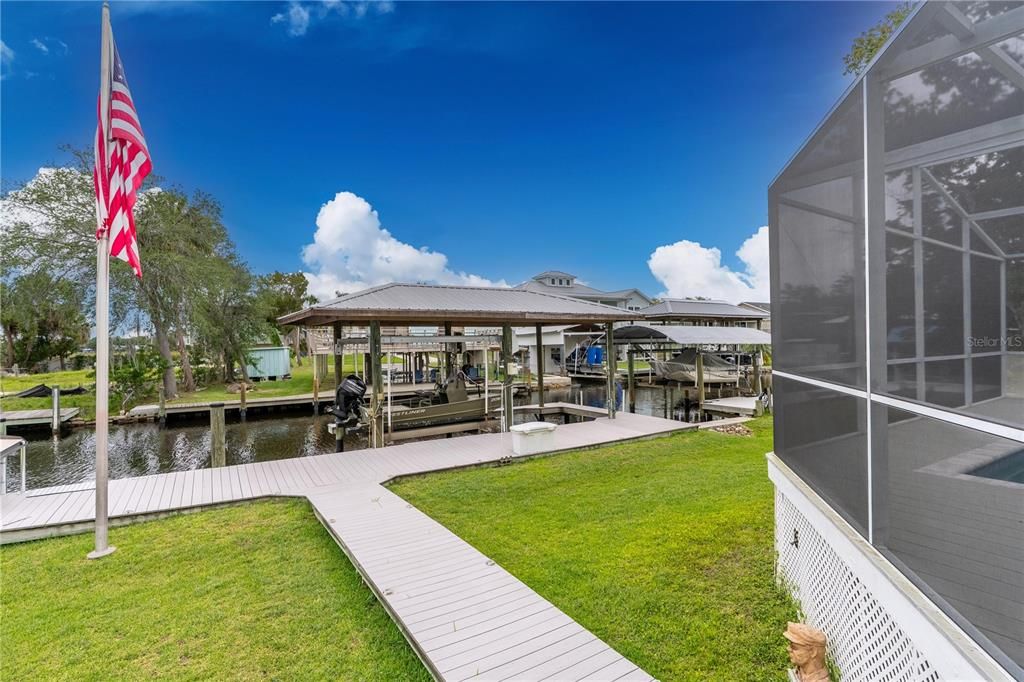 Под контрактом: $400,000 (2 спален, 2 ванн, 1850 Квадратных фут)