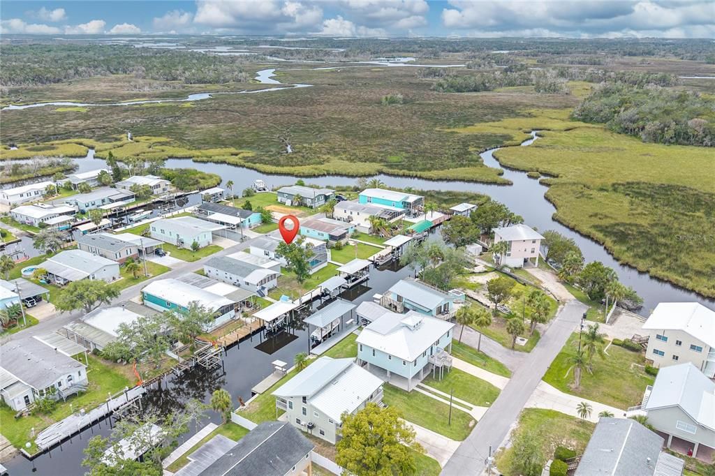 Под контрактом: $400,000 (2 спален, 2 ванн, 1850 Квадратных фут)