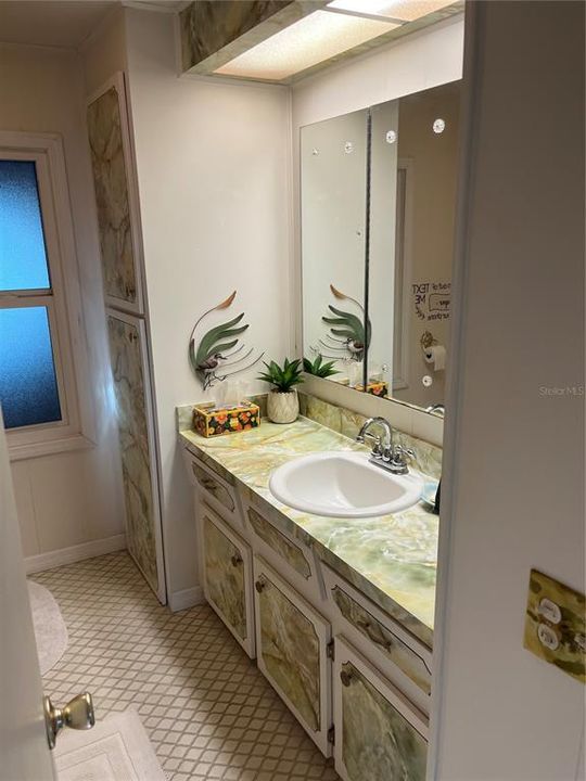 Active With Contract: $210,000 (2 beds, 2 baths, 1320 Square Feet)