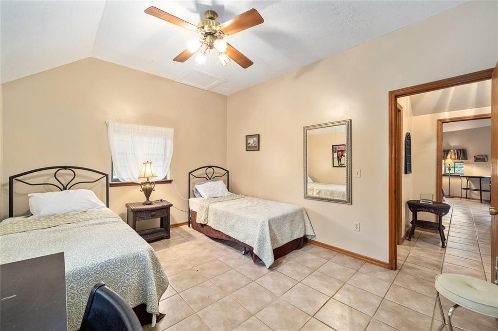 En Venta: $2,499,990 (6 camas, 7 baños, 6200 Pies cuadrados)