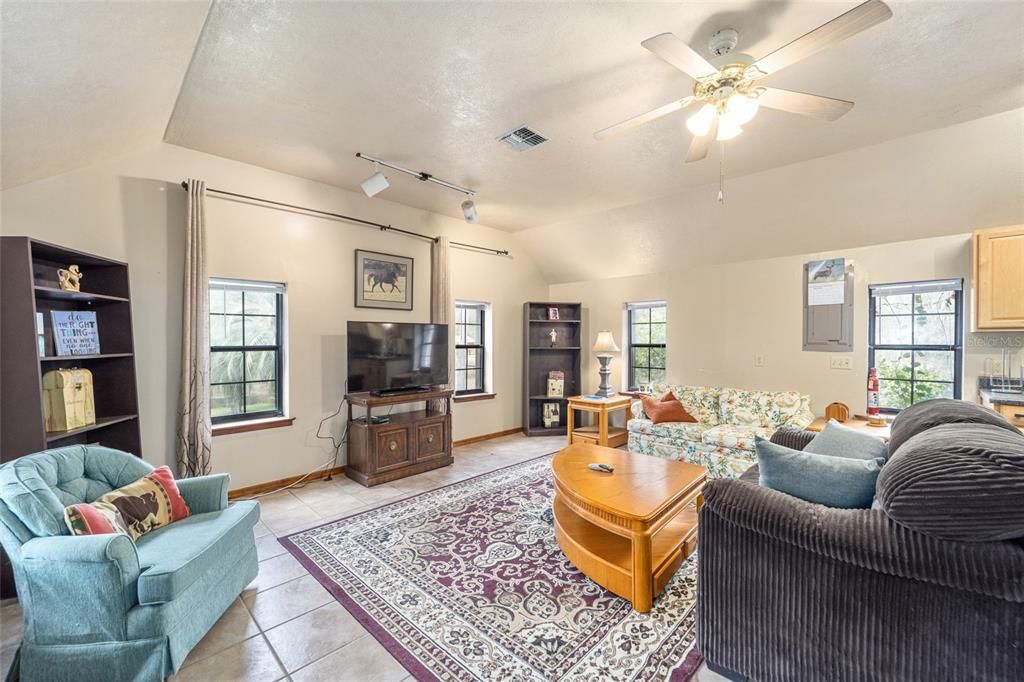 En Venta: $2,499,990 (6 camas, 7 baños, 6200 Pies cuadrados)