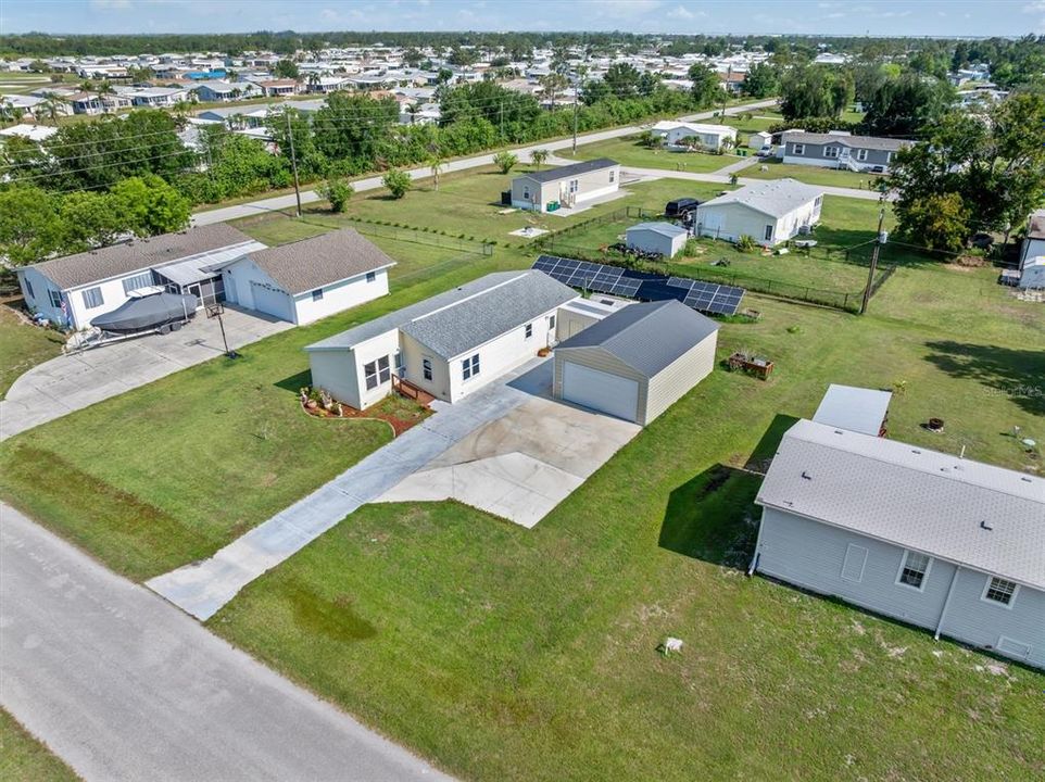 Под контрактом: $225,000 (2 спален, 2 ванн, 1345 Квадратных фут)