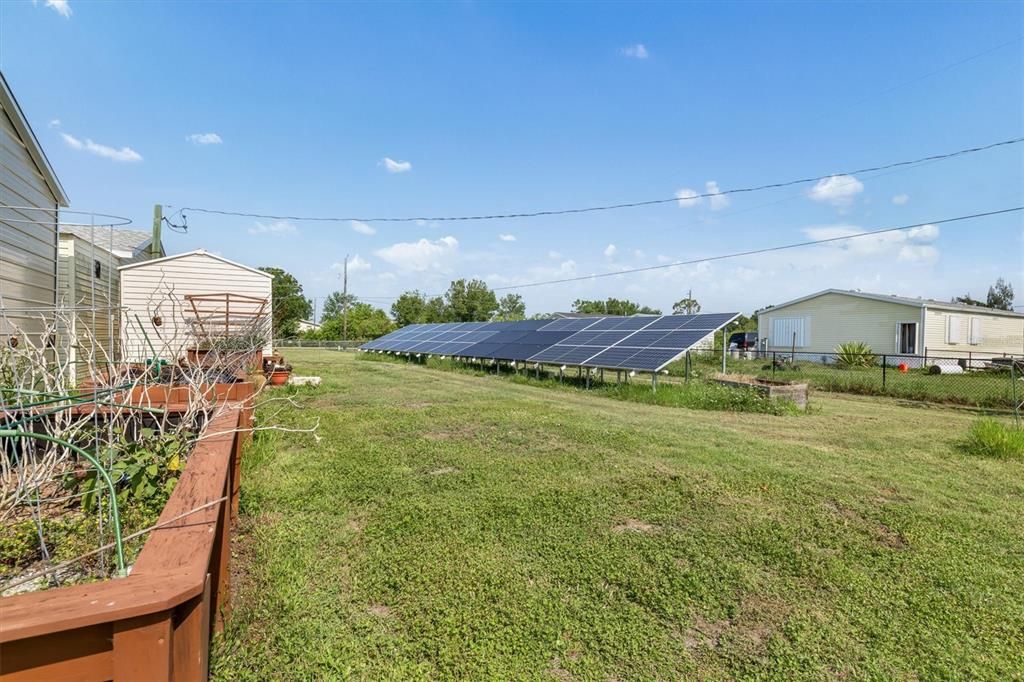 Под контрактом: $225,000 (2 спален, 2 ванн, 1345 Квадратных фут)