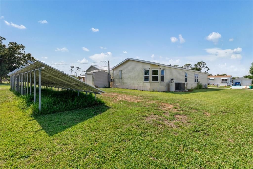 Под контрактом: $225,000 (2 спален, 2 ванн, 1345 Квадратных фут)