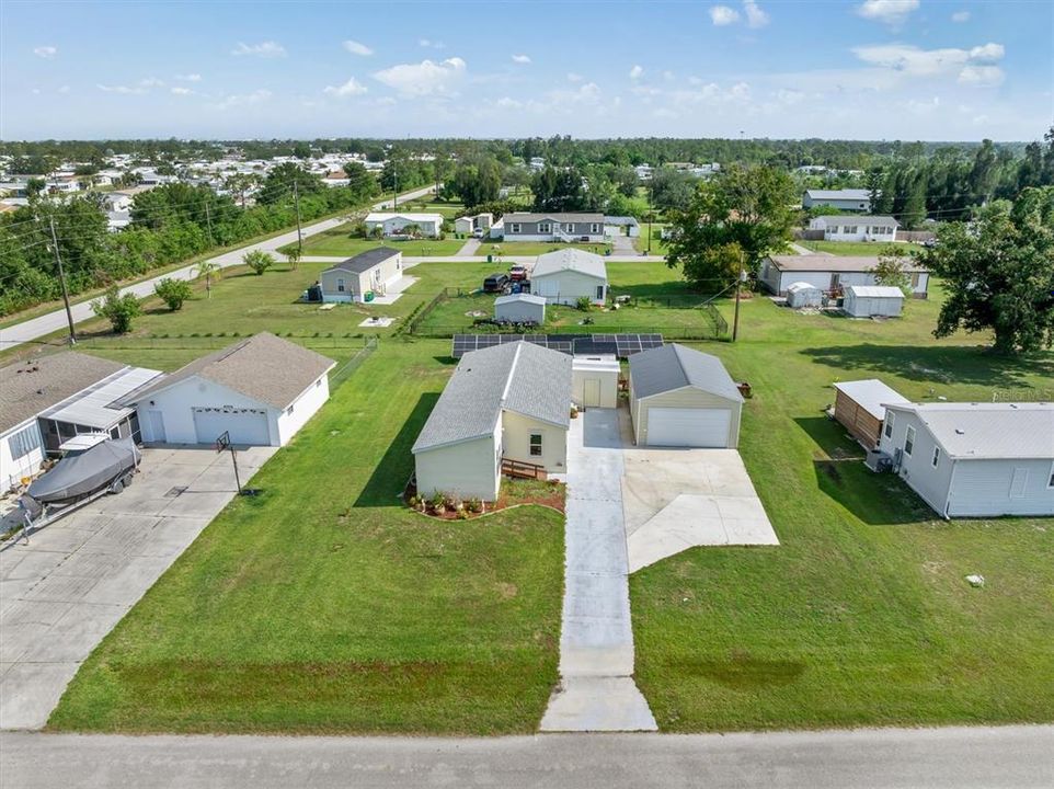 Под контрактом: $225,000 (2 спален, 2 ванн, 1345 Квадратных фут)