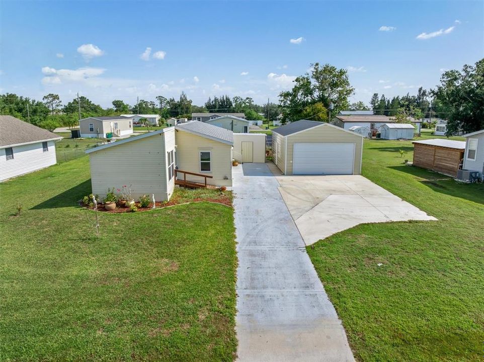 Под контрактом: $225,000 (2 спален, 2 ванн, 1345 Квадратных фут)