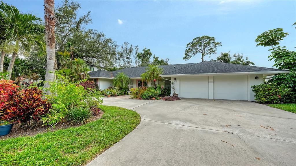 Recently Sold: $1,499,000 (3 beds, 2 baths, 2193 Square Feet)