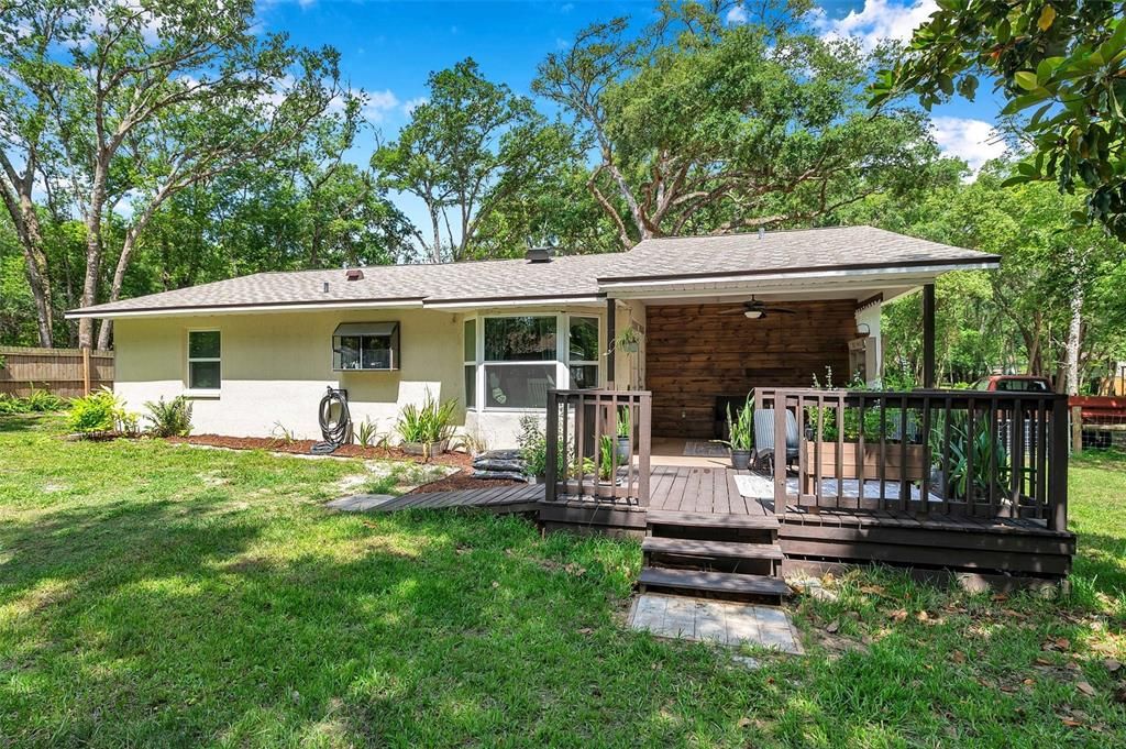 Под контрактом: $340,000 (3 спален, 2 ванн, 1528 Квадратных фут)