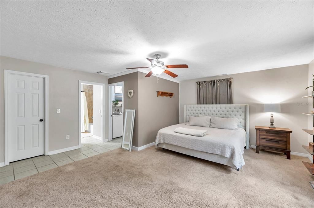 Под контрактом: $340,000 (3 спален, 2 ванн, 1528 Квадратных фут)