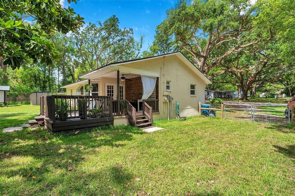 Под контрактом: $340,000 (3 спален, 2 ванн, 1528 Квадратных фут)