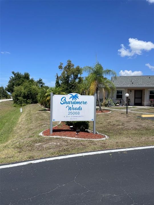 For Rent: $1,100 (2 beds, 2 baths, 956 Square Feet)