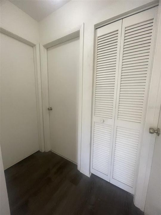 For Rent: $1,100 (2 beds, 2 baths, 956 Square Feet)