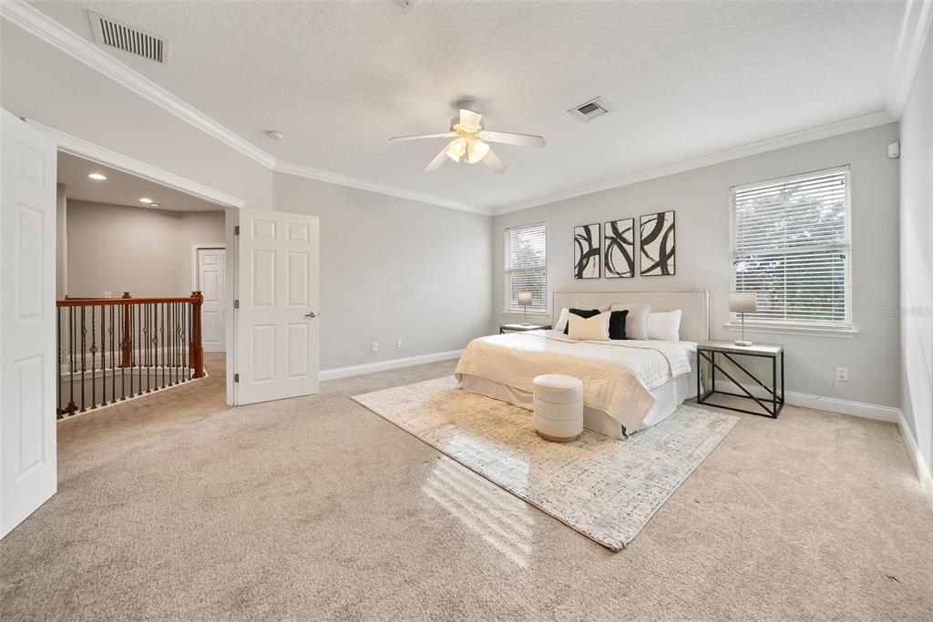 合同活跃: $685,000 (5 贝兹, 3 浴室, 3202 平方英尺)