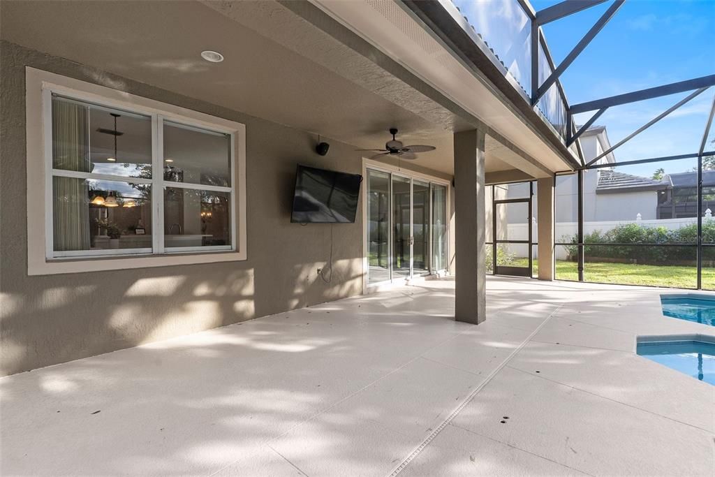 合同活跃: $685,000 (5 贝兹, 3 浴室, 3202 平方英尺)