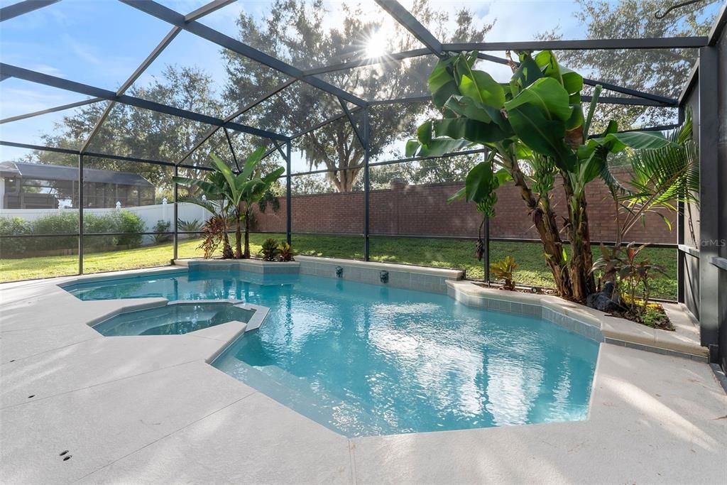 合同活跃: $685,000 (5 贝兹, 3 浴室, 3202 平方英尺)