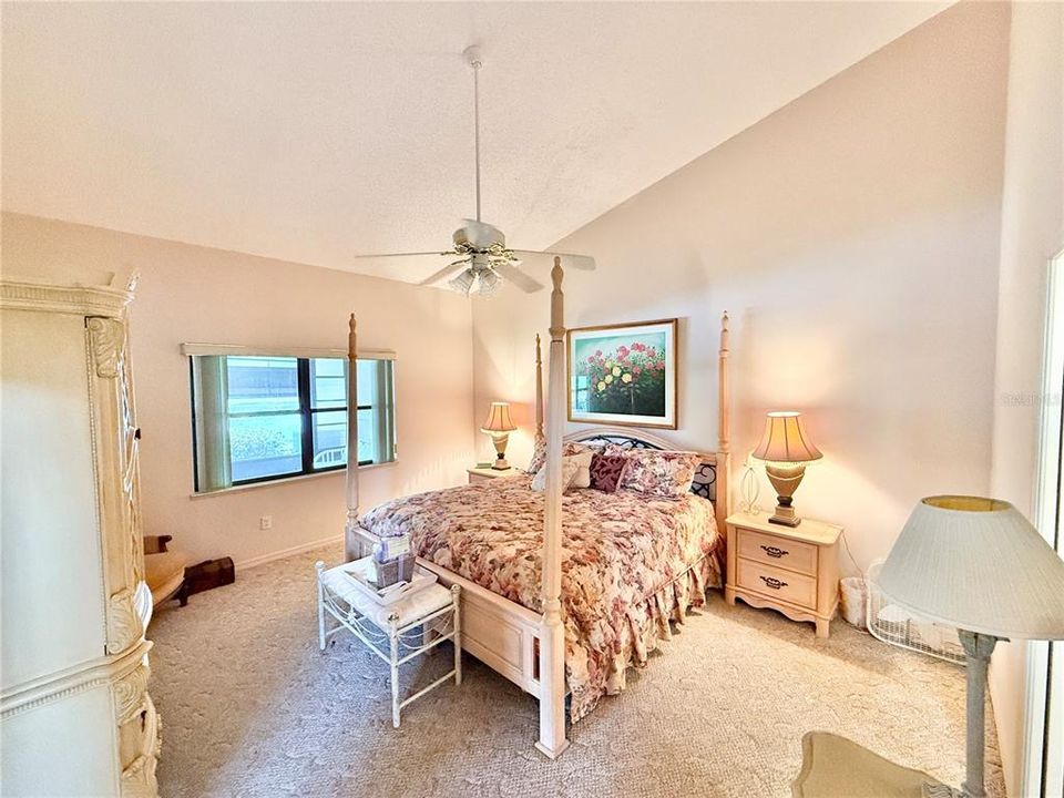 En Venta: $339,900 (2 camas, 2 baños, 1704 Pies cuadrados)