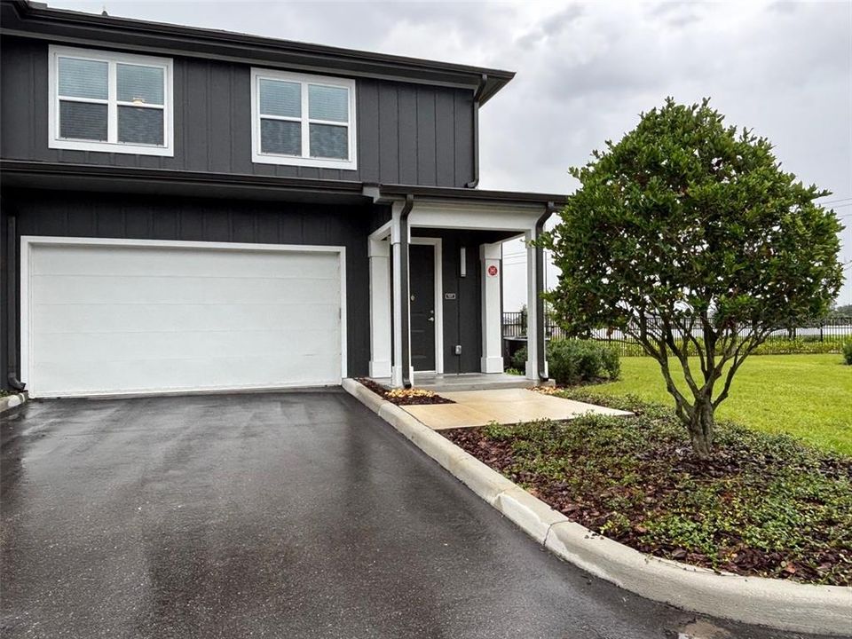 В аренду: $2,899 (3 спален, 2 ванн, 1653 Квадратных фут)