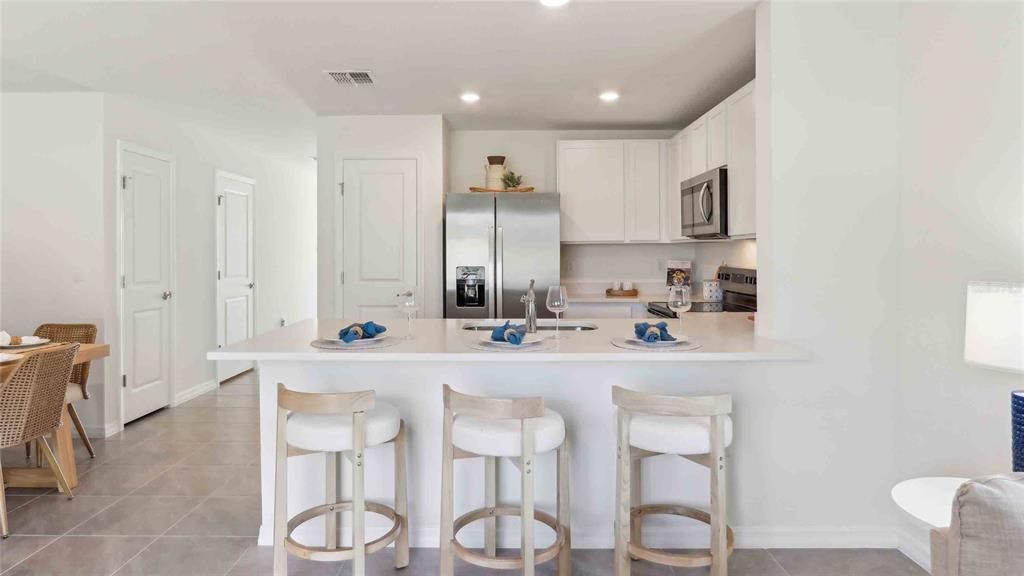 Activo con contrato: $225,990 (3 camas, 2 baños, 1464 Pies cuadrados)