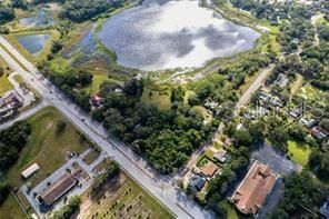 На продажу: $300,000 (1.94 acres)