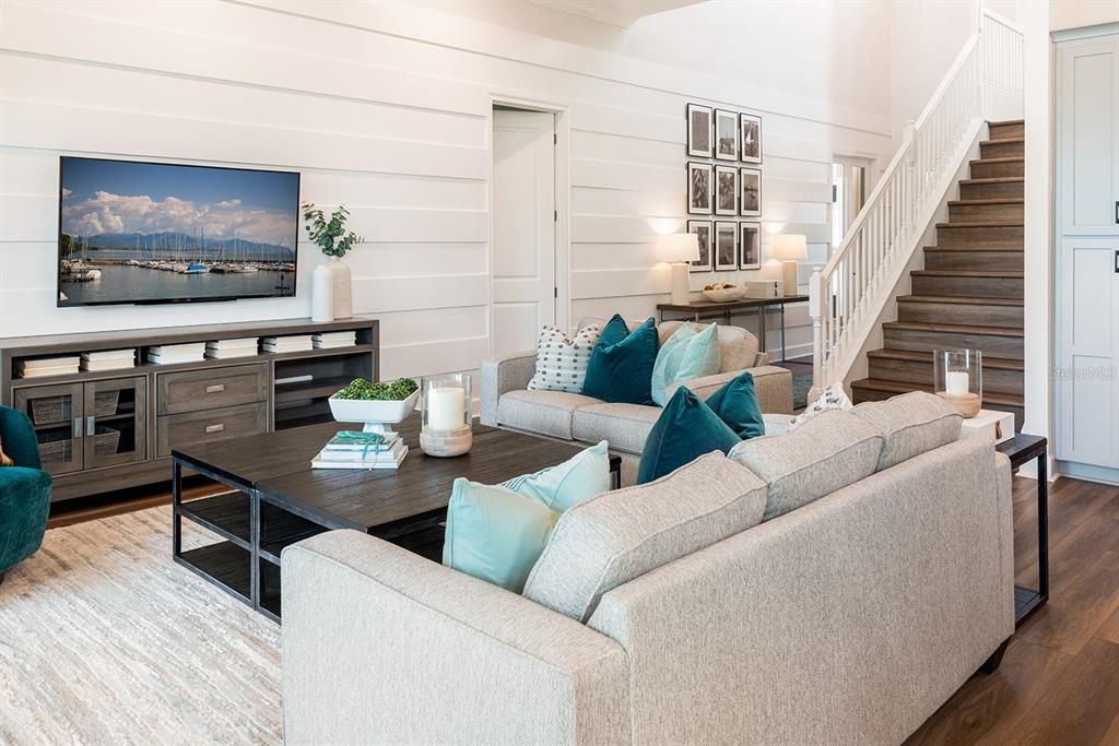 Active With Contract: $631,220 (4 beds, 2 baths, 3042 Square Feet)