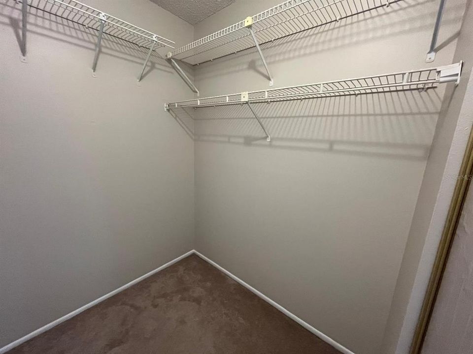 待售: $200,000 (2 贝兹, 2 浴室, 1084 平方英尺)