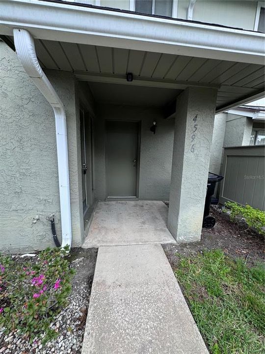 待售: $200,000 (2 贝兹, 2 浴室, 1084 平方英尺)