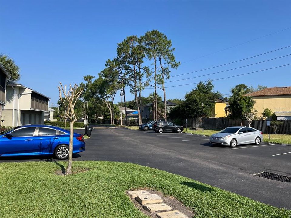 待售: $200,000 (2 贝兹, 2 浴室, 1084 平方英尺)