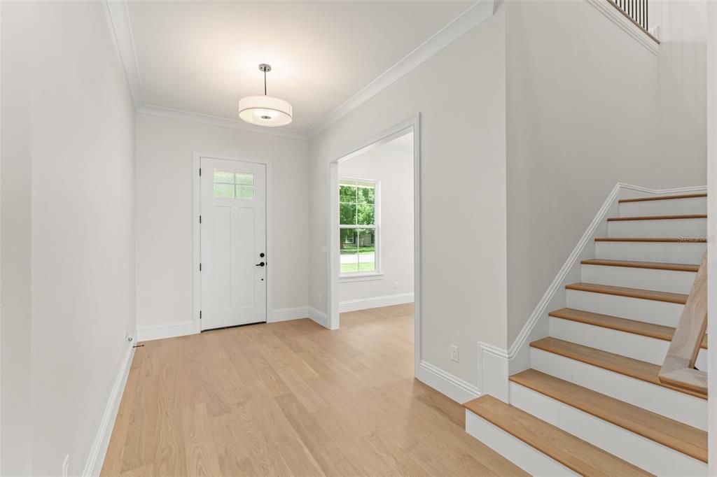 Active With Contract: $1,049,999 (4 beds, 4 baths, 3186 Square Feet)