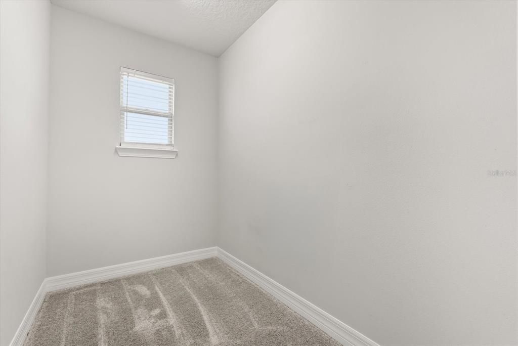 En Venta: $499,999 (3 camas, 3 baños, 2026 Pies cuadrados)