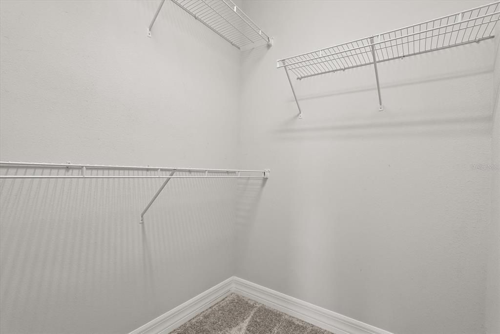 En Venta: $499,999 (3 camas, 3 baños, 2026 Pies cuadrados)