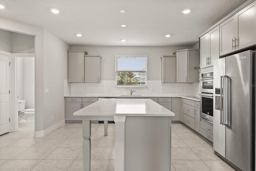 En Venta: $499,999 (3 camas, 3 baños, 2026 Pies cuadrados)