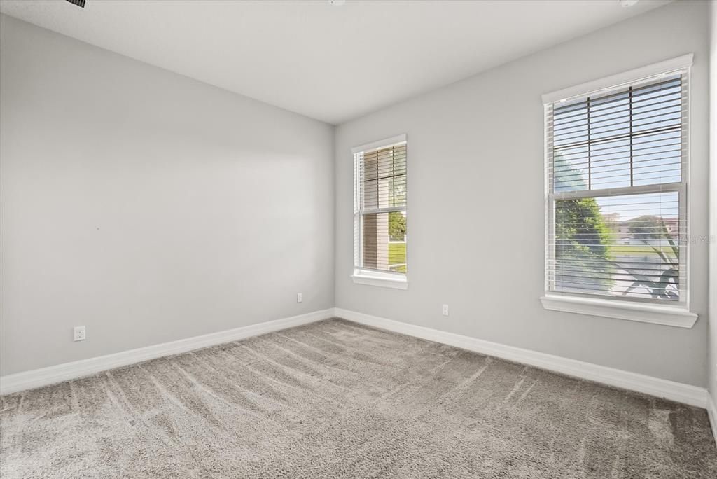 En Venta: $499,999 (3 camas, 3 baños, 2026 Pies cuadrados)