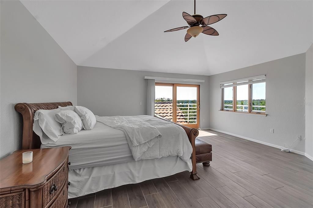 待售: $1,650,000 (5 贝兹, 4 浴室, 3874 平方英尺)