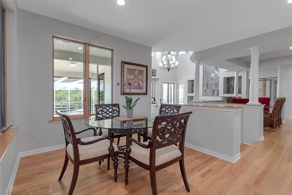 待售: $1,650,000 (5 贝兹, 4 浴室, 3874 平方英尺)