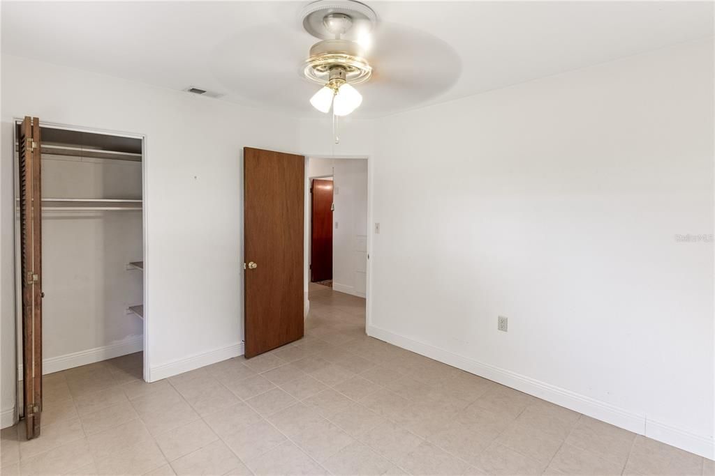 На продажу: $499,999 (4 спален, 2 ванн, 2318 Квадратных фут)