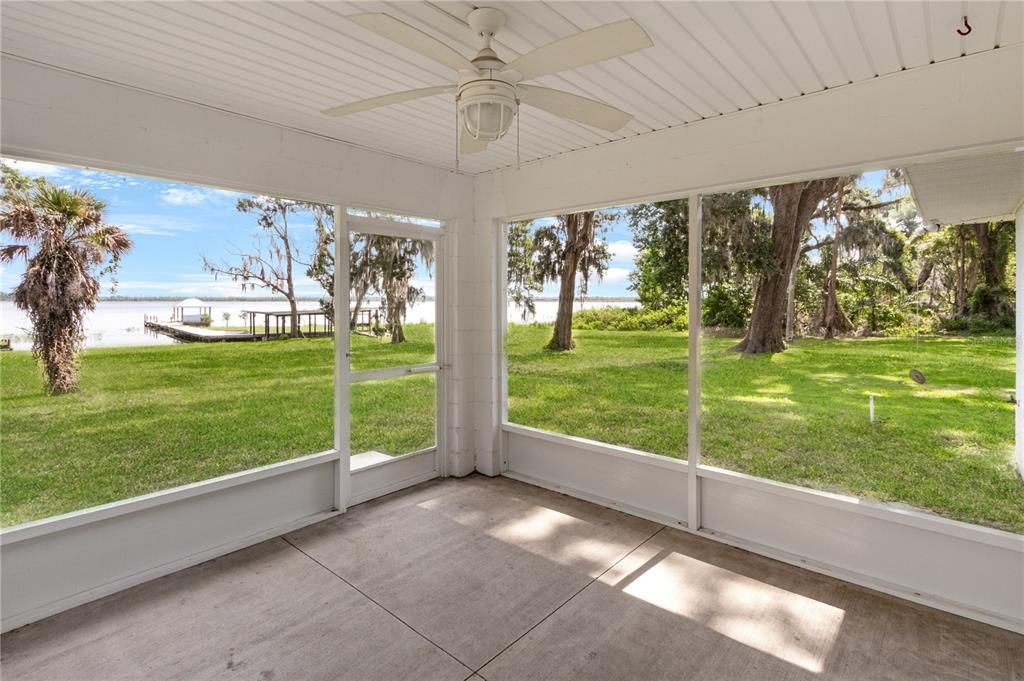 На продажу: $499,999 (4 спален, 2 ванн, 2318 Квадратных фут)