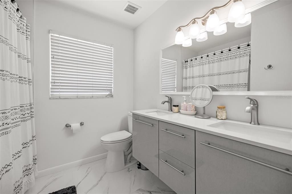 В аренду: $5,500 (3 спален, 2 ванн, 1818 Квадратных фут)