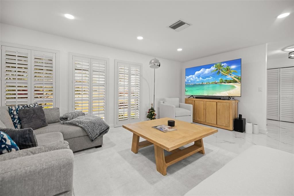 В аренду: $5,500 (3 спален, 2 ванн, 1818 Квадратных фут)