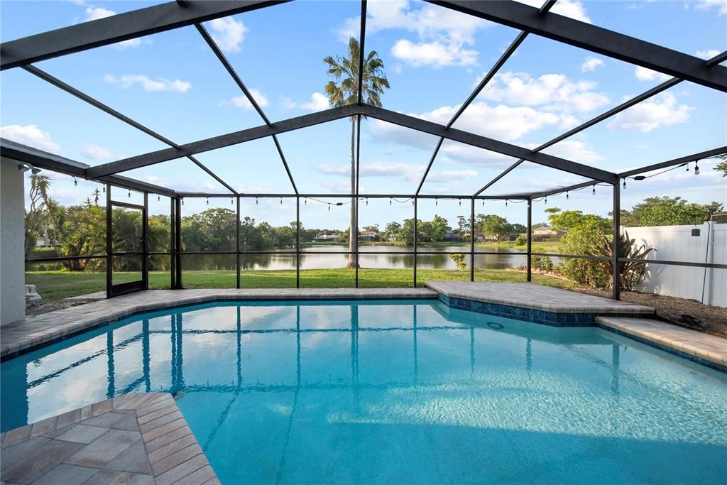 En Venta: $499,000 (4 camas, 2 baños, 2053 Pies cuadrados)