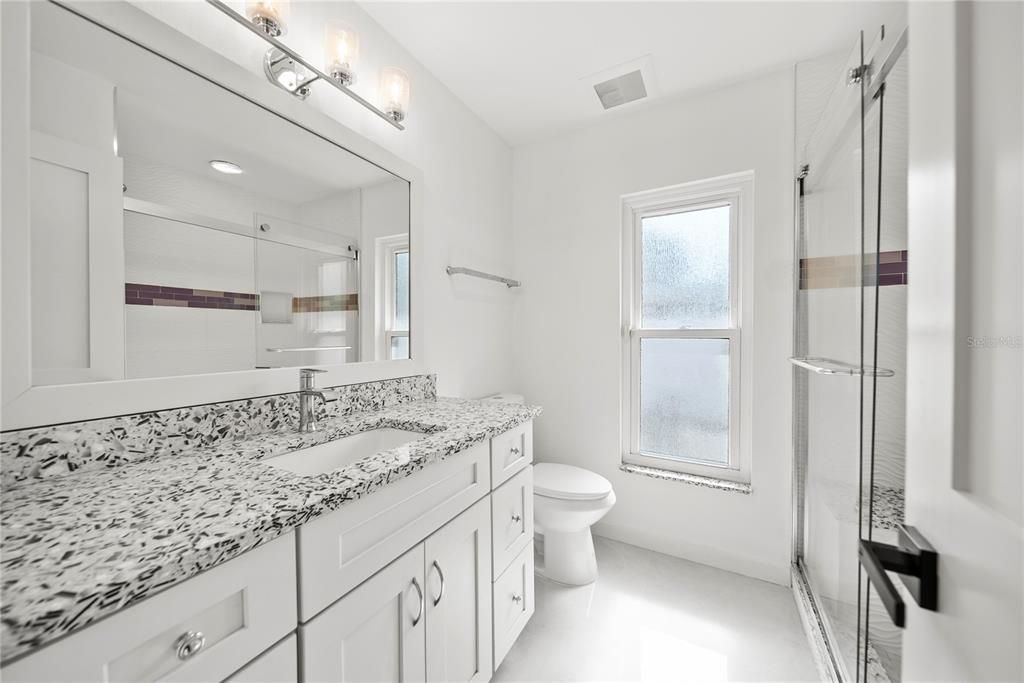 En Venta: $499,000 (4 camas, 2 baños, 2053 Pies cuadrados)