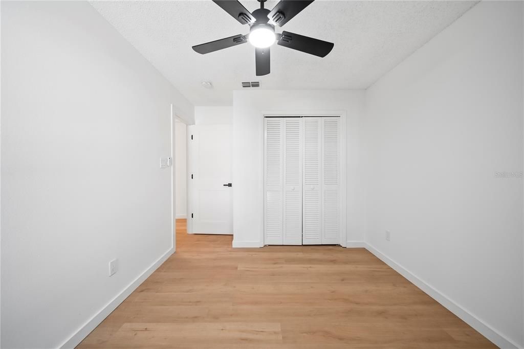 En Venta: $499,000 (4 camas, 2 baños, 2053 Pies cuadrados)