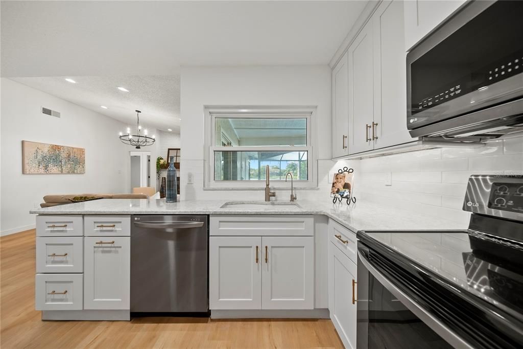 En Venta: $499,000 (4 camas, 2 baños, 2053 Pies cuadrados)