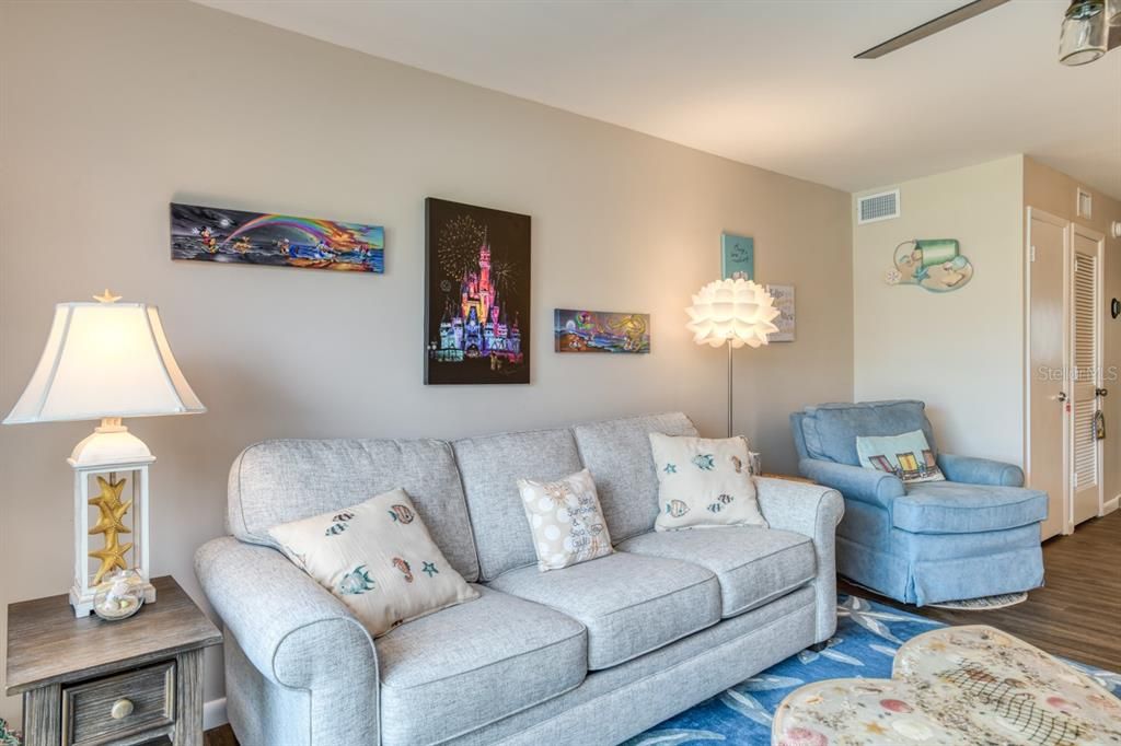 На продажу: $509,000 (2 спален, 2 ванн, 1064 Квадратных фут)