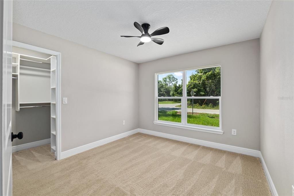 For Sale: $337,555 (4 beds, 3 baths, 1797 Square Feet)