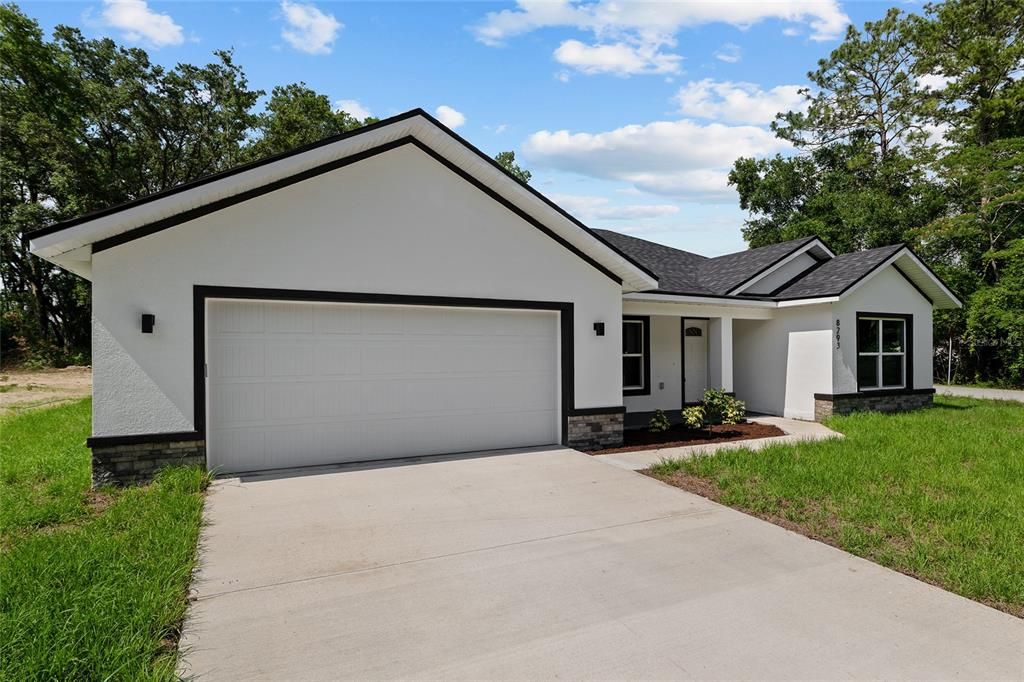 For Sale: $337,555 (4 beds, 3 baths, 1797 Square Feet)