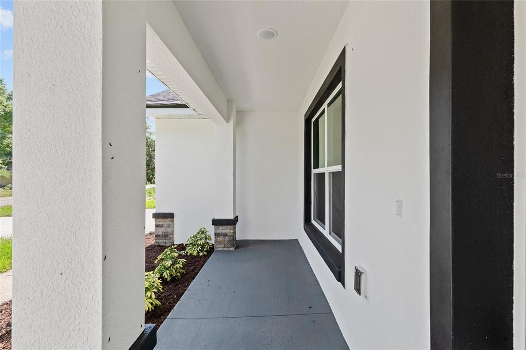 For Sale: $337,555 (4 beds, 3 baths, 1797 Square Feet)