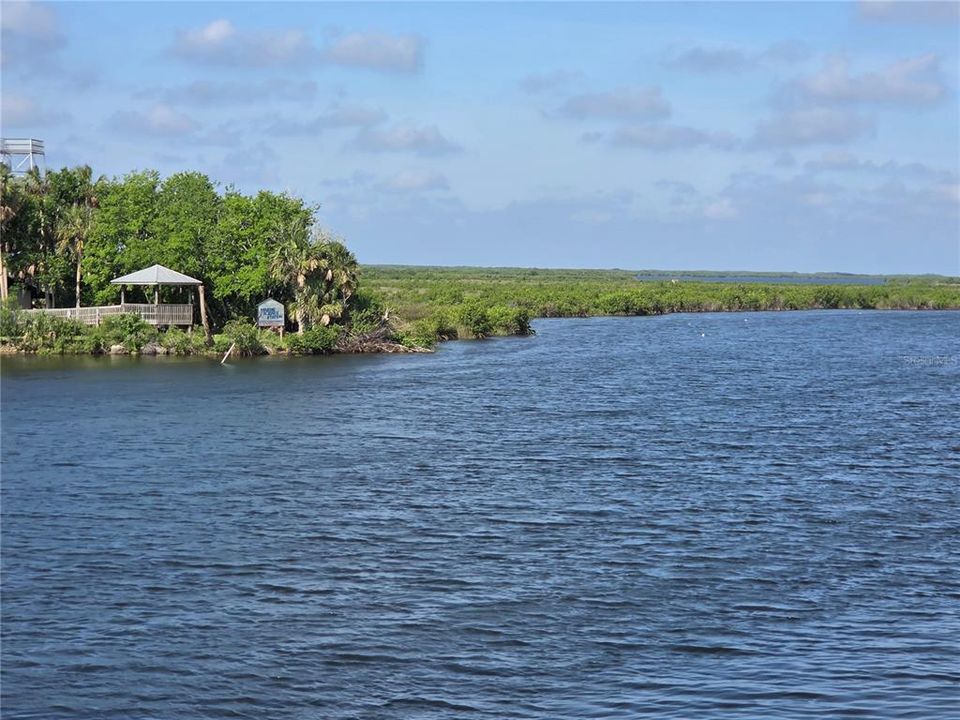 待售: $85,000 (2.68 acres)