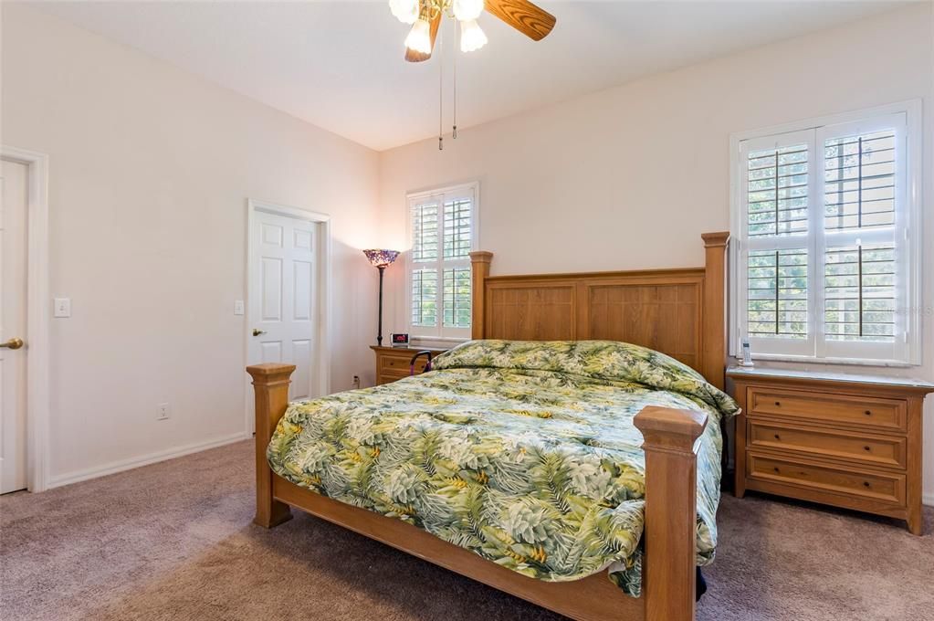 待售: $550,000 (3 贝兹, 2 浴室, 2610 平方英尺)